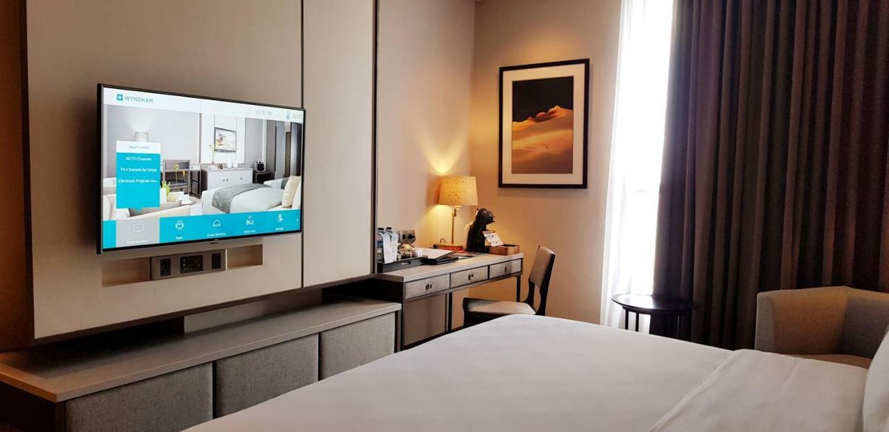 Wyndham Opi Hotel Палембанг Экстерьер фото